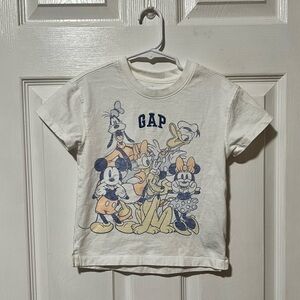 Gap Mickey & friends tshirt